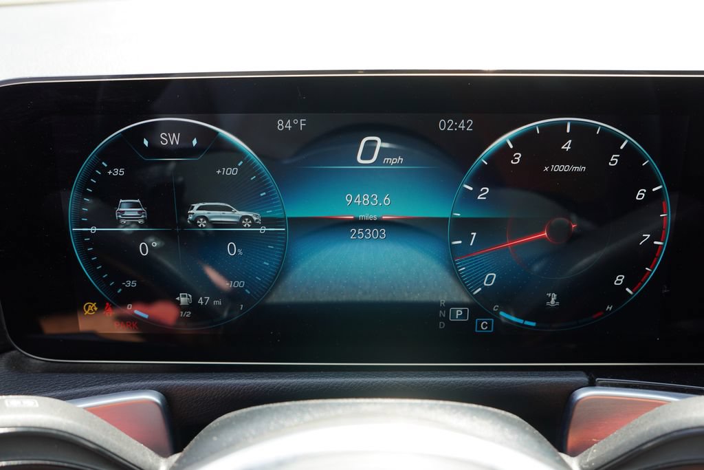 Used 2022 Mercedes-Benz GLB 250 4MATIC image 33