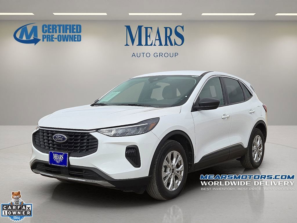 Used 2024 Ford Escape Active w/ Cold Weather Package image 1