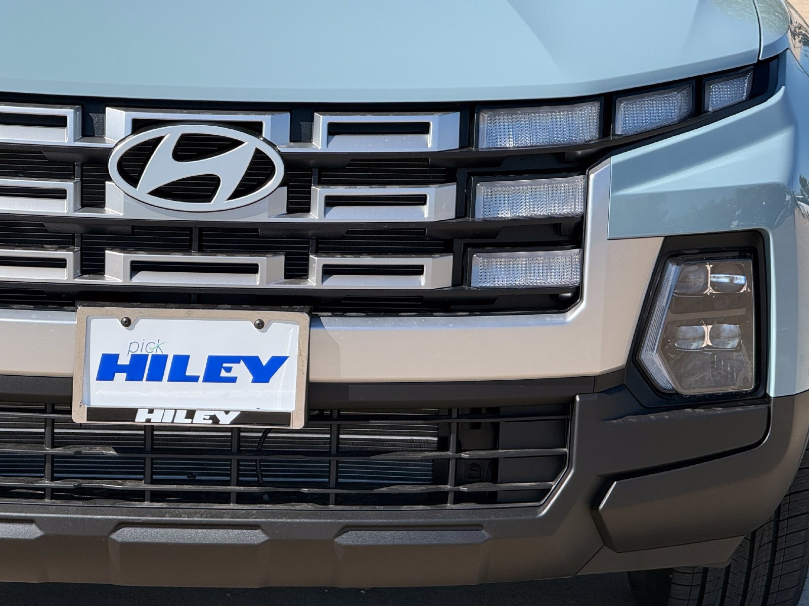 New 2027 Hyundai Santa Cruz SE FWD image 8