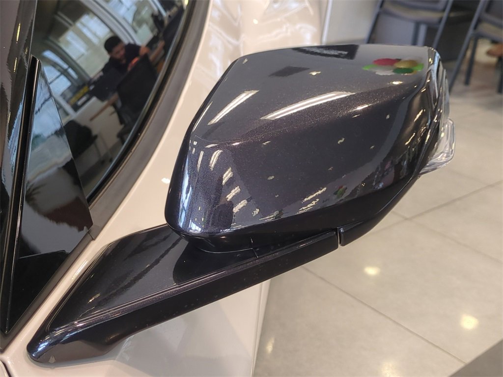 Used 2023 Chevrolet Corvette Stingray w/ Z51 Performance Package image 13