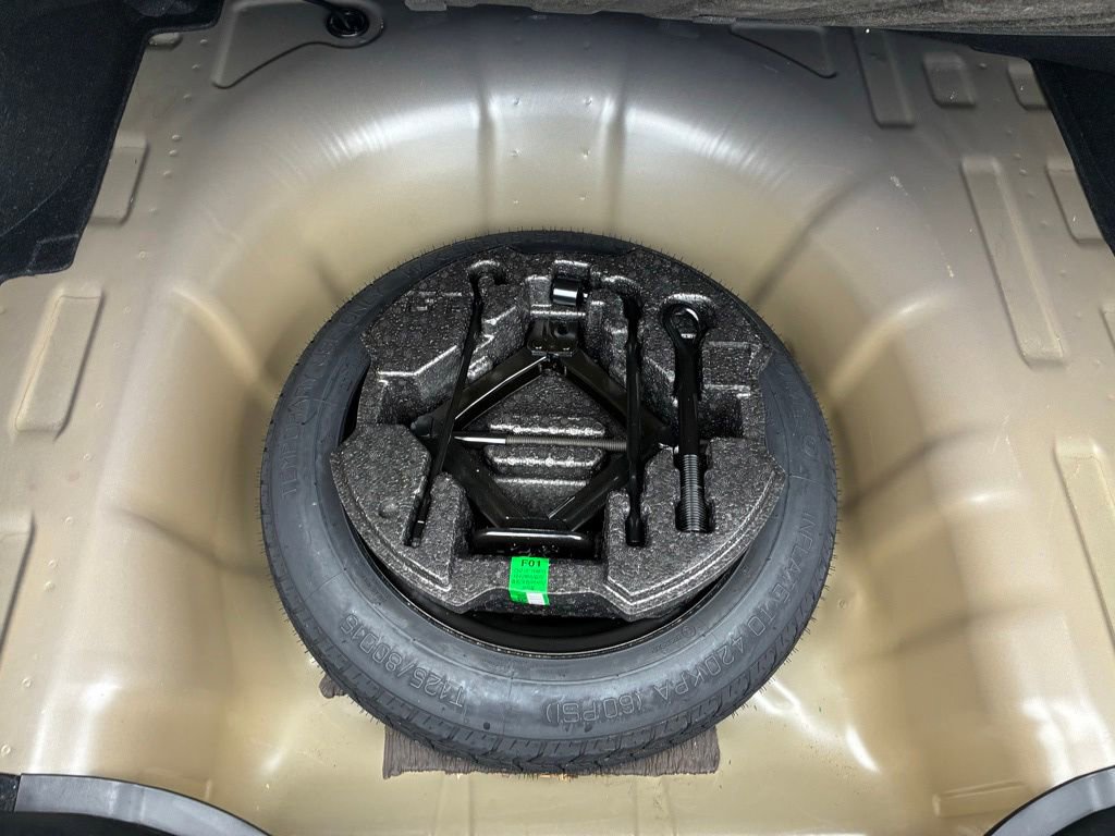 Used 2023 Hyundai Elantra SEL w/ Convenience Package FWD image 13