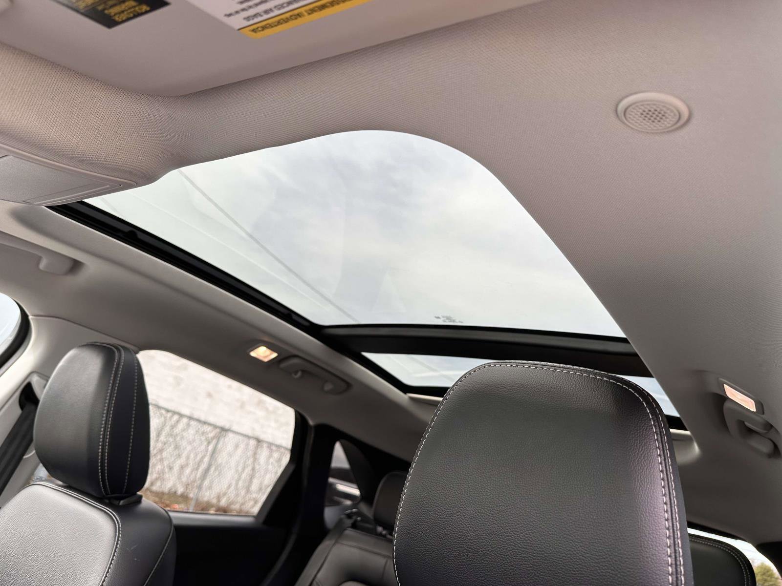 Certified 2022 Ford Escape SEL AWD/4WD image 13