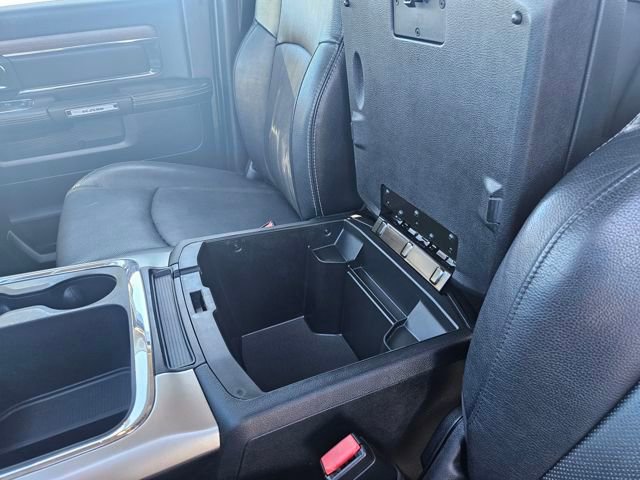 Used 2016 RAM 1500 Laramie w/ Convenience Group AWD/4WD image 26