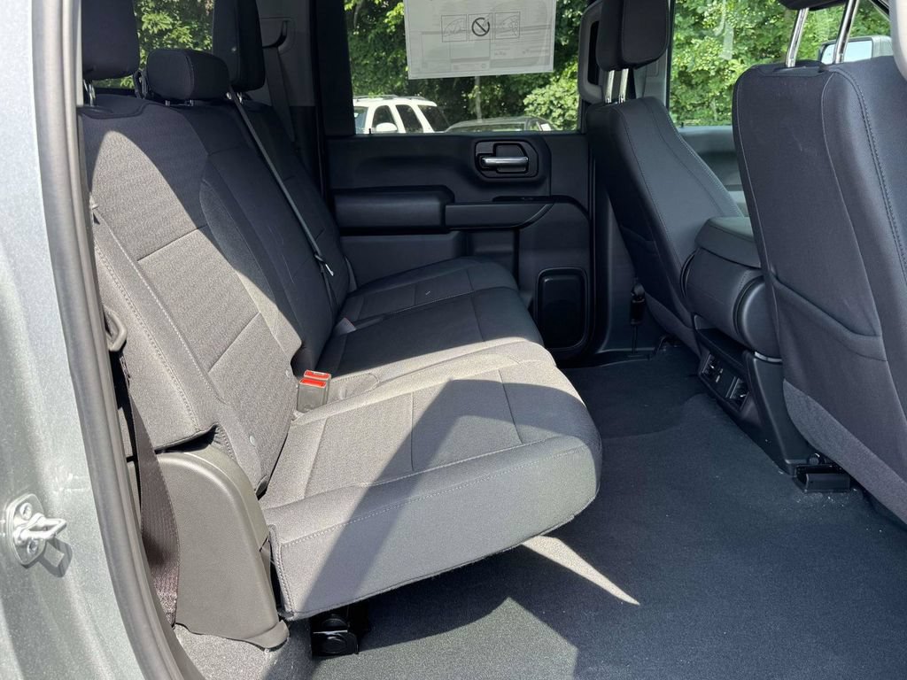 New 2026 Chevrolet Silverado 2500 Custom w/ Custom Value Package AWD/4WD image 15