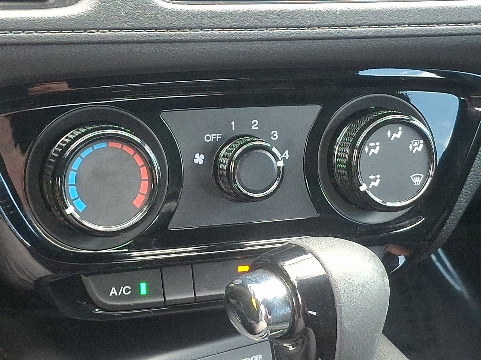 Used 2020 Honda HR-V Sport image 15