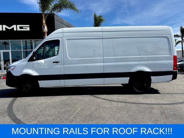 Used 2025 Mercedes-Benz Sprinter 3500 image 6