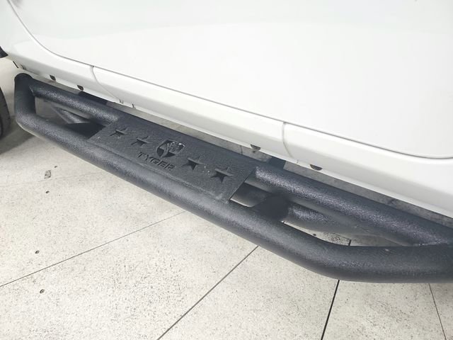 Used 2021 Jeep Wrangler Sport image 33