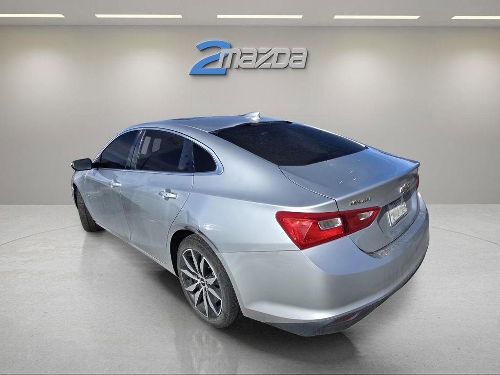 Used 2017 Chevrolet Malibu LT w/ Leather Package image 13