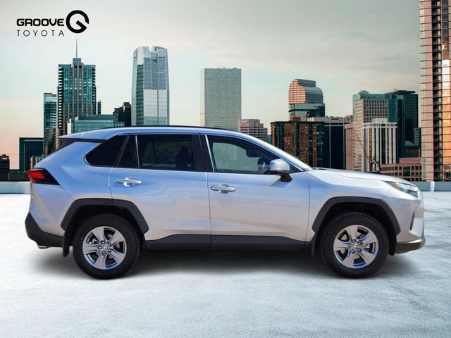 Used 2023 Toyota RAV4 XLE w/ Convenience Package FWD image 7