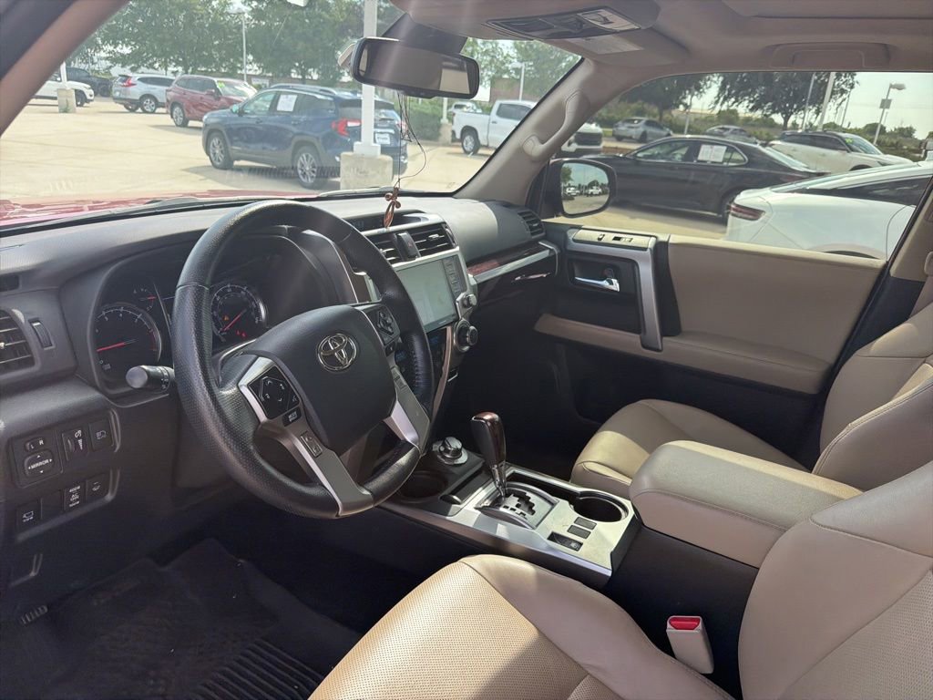 Used 2024 Toyota 4Runner Limited AWD/4WD image 4