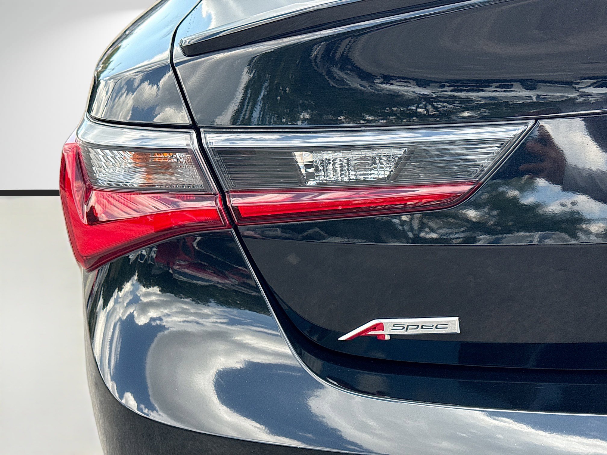 Used 2019 Acura ILX w/ Premium & A-SPEC Package FWD image 10