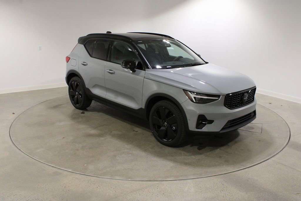 New 2026 Volvo XC40 B5 Ultra w/ Climate Package AWD/4WD image 7