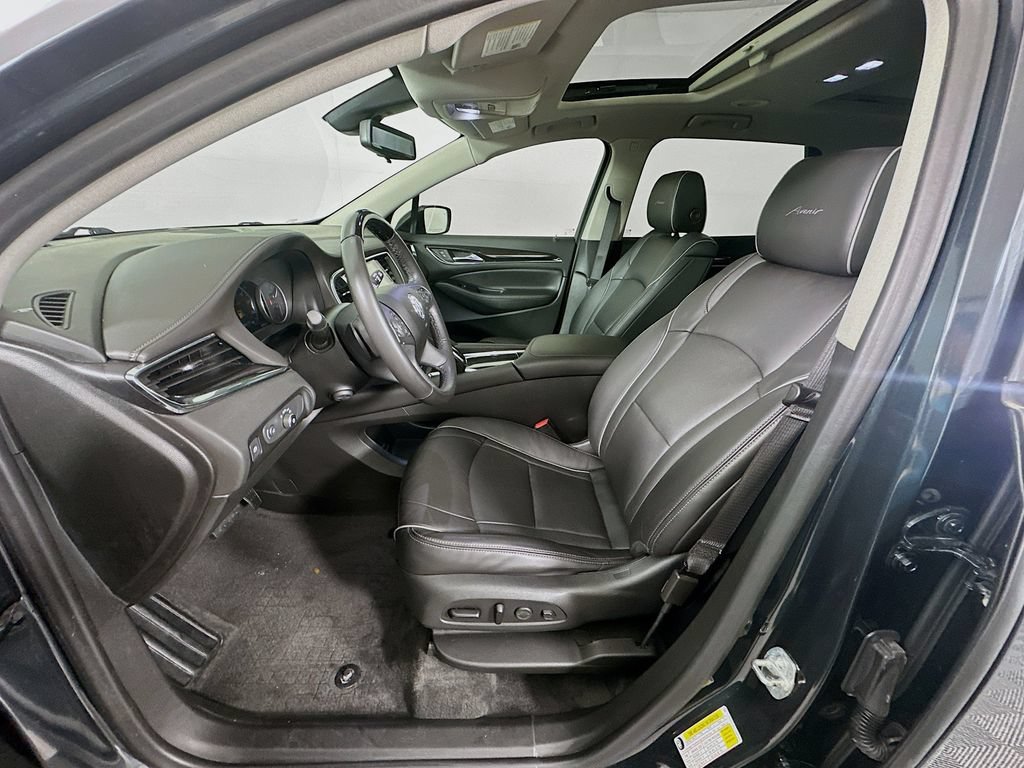 Used 2020 Buick Enclave Avenir w/ Avenir Technology Package FWD image 20