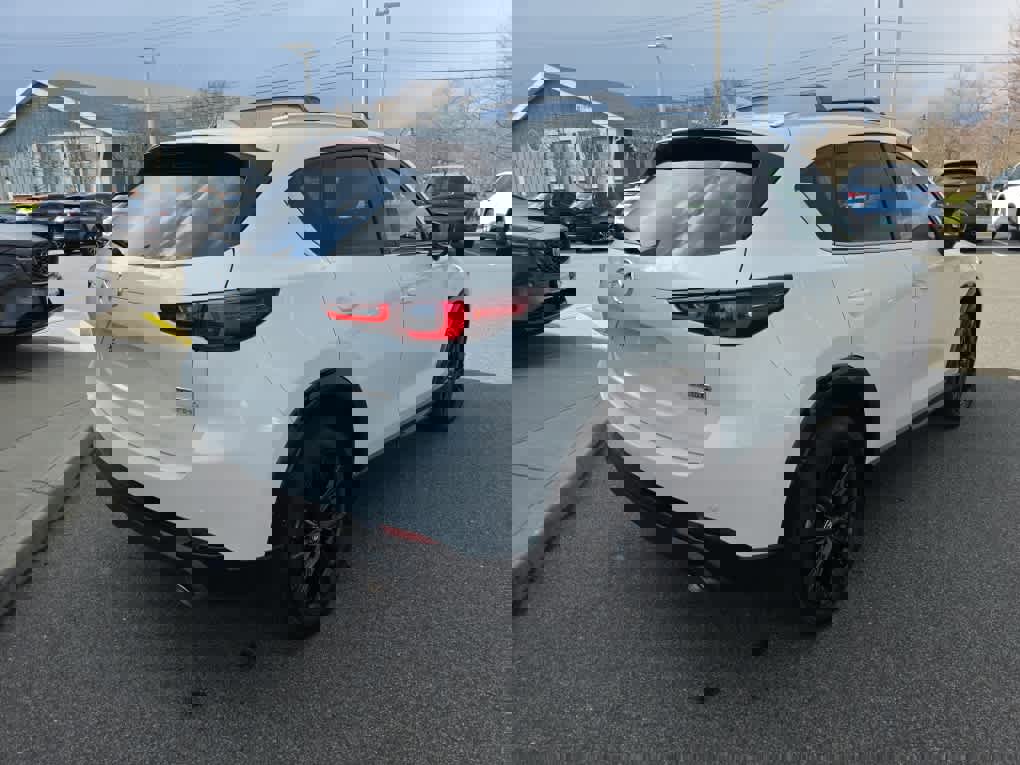 Used 2025 MAZDA CX-5 Carbon Edition image 6