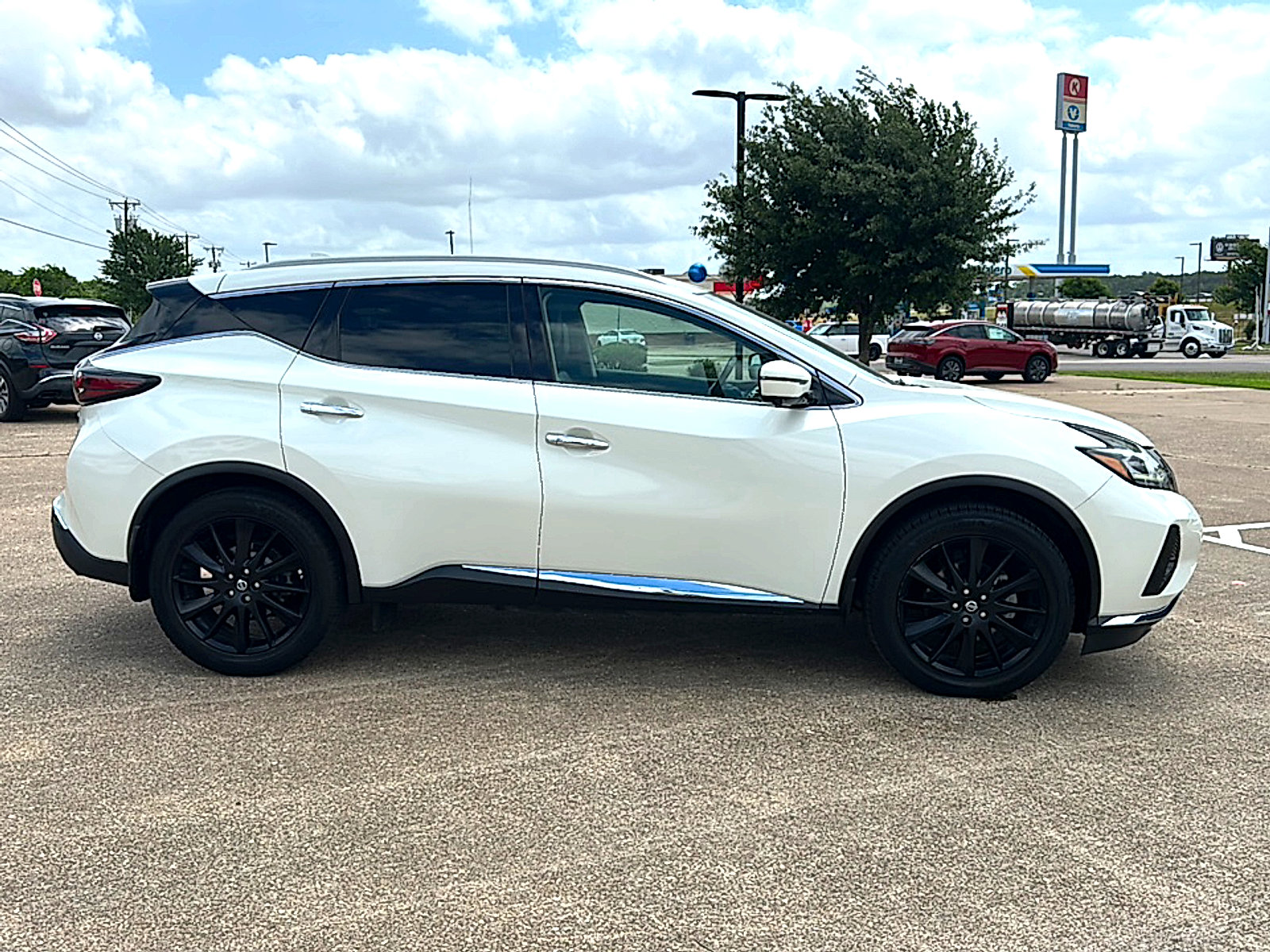 Used 2019 Nissan Murano Platinum w/ Cargo Package FWD image 9