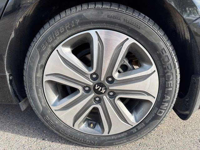 Used 2017 Kia Optima EX w/ Technology Package FWD image 20