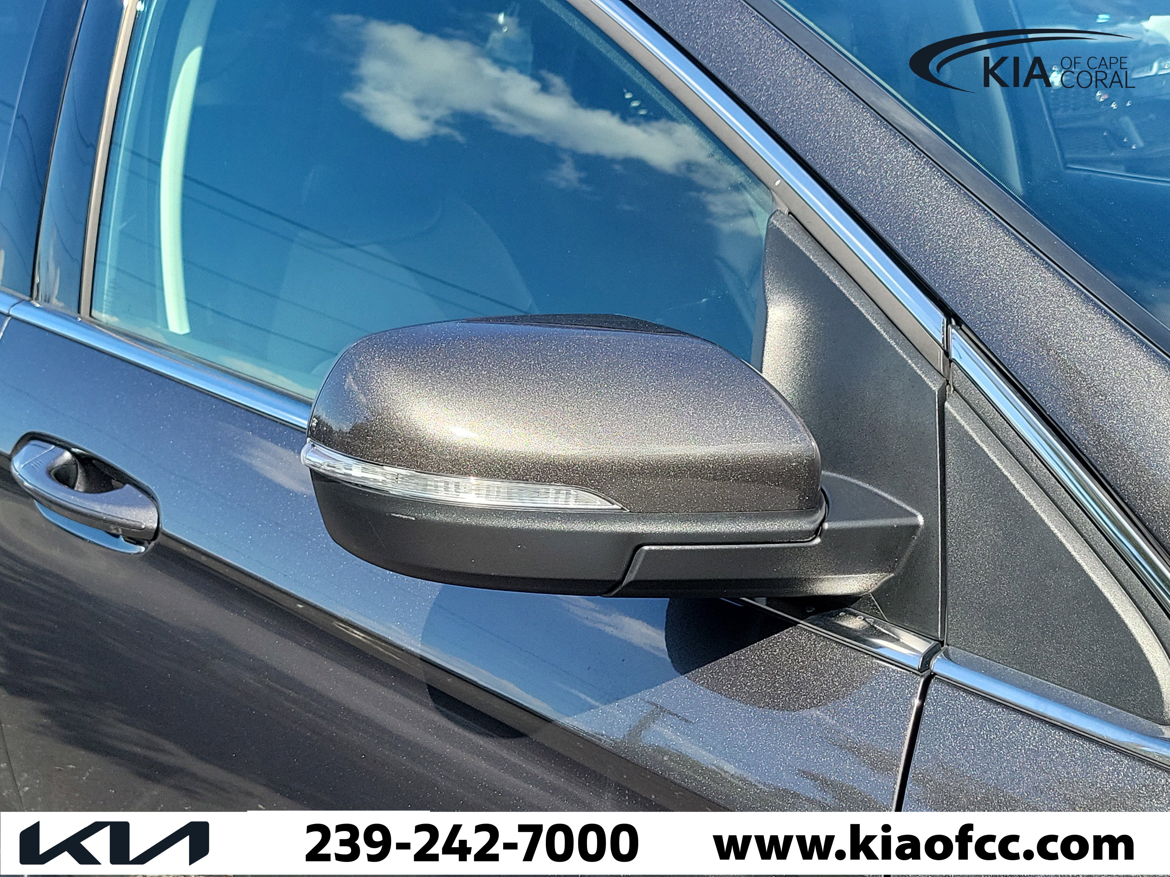 Used 2020 Ford Edge SEL w/ Convenience Package AWD/4WD image 8