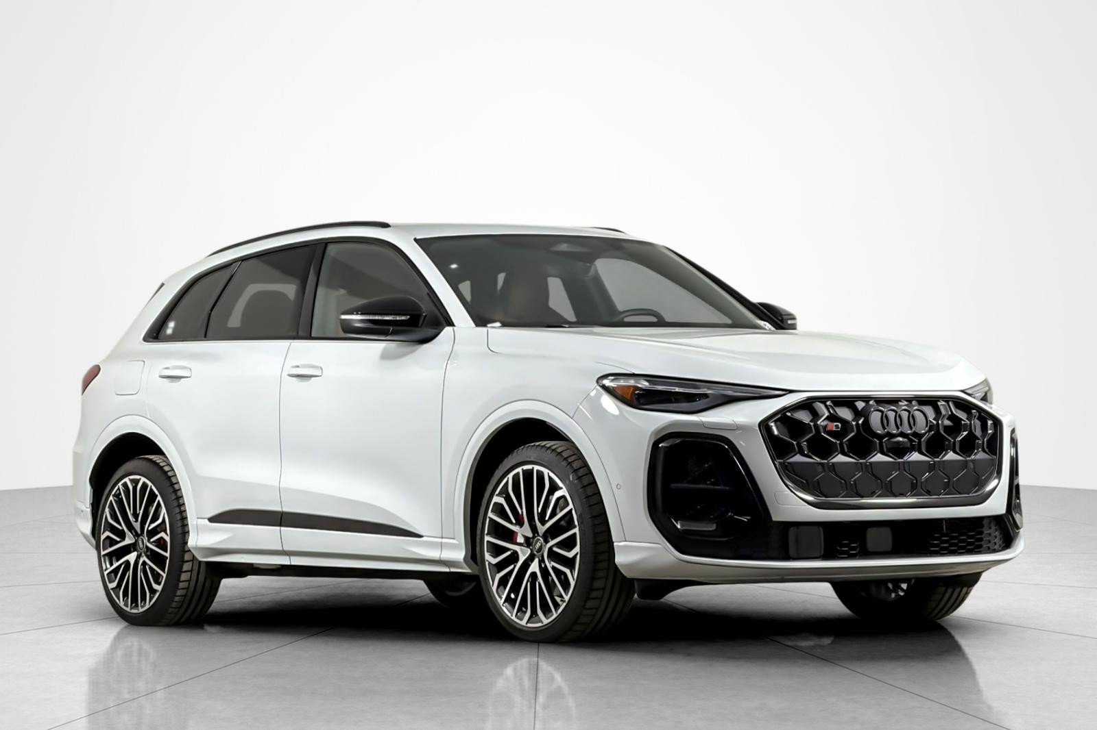 Used 2025 Audi SQ5 Prestige w/ Prestige Package AWD/4WD image 7