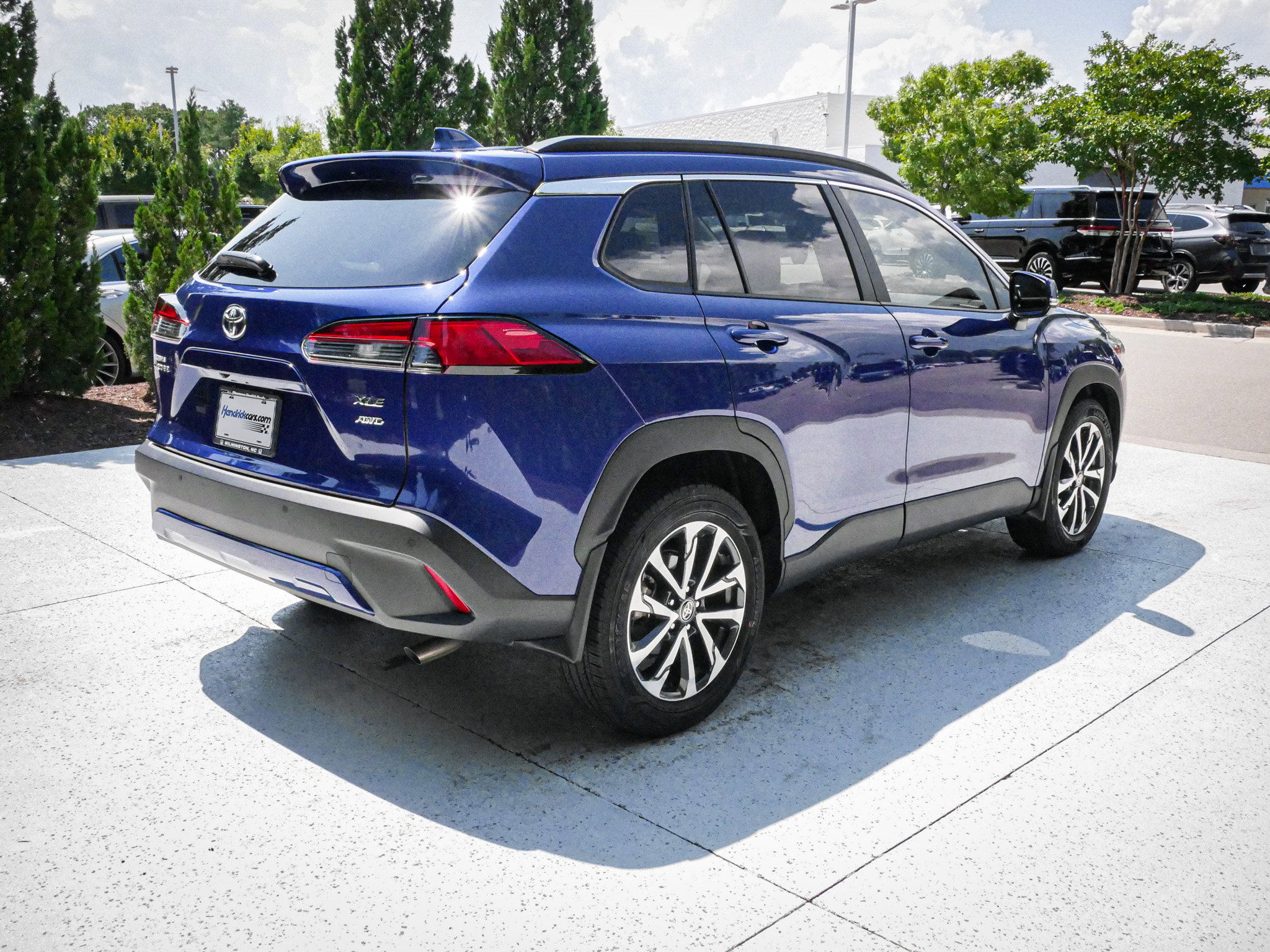 Used 2024 Toyota Corolla Cross XLE w/ Convenience Package AWD/4WD image 10