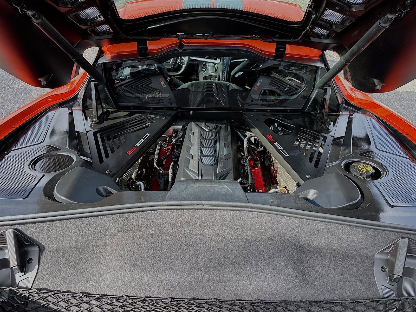 Used 2021 Chevrolet Corvette Stingray Premium Cpe w/ Z51 Performance Package image 29