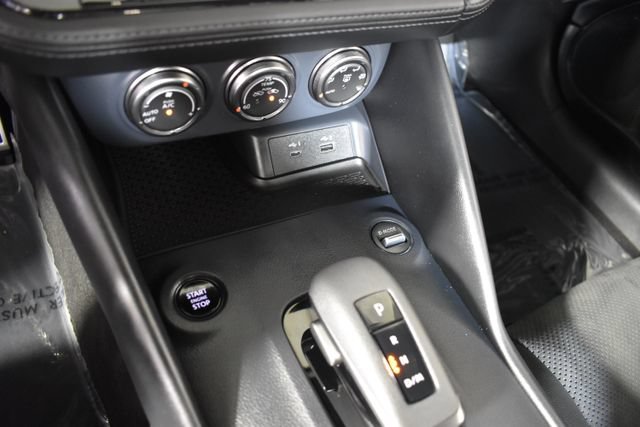 Certified 2024 Nissan Z Performance w/ Floor Mat Package RWD image 18