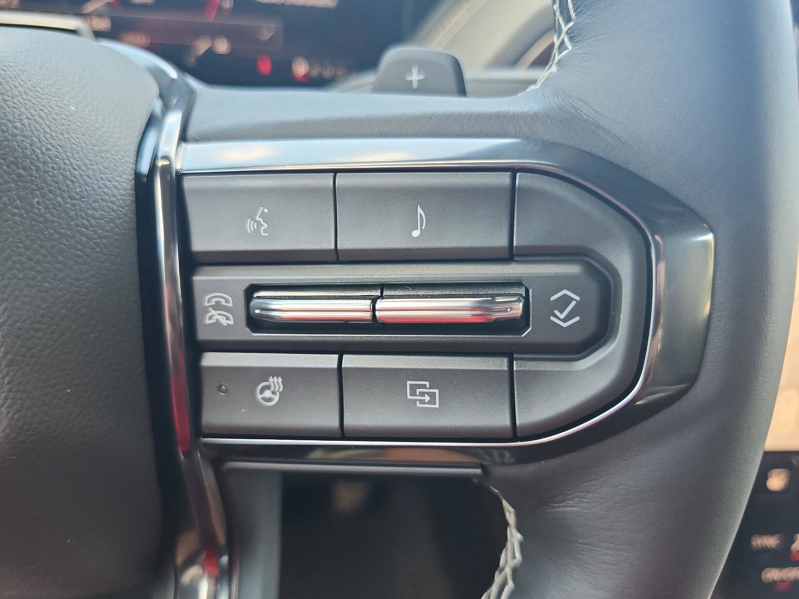 New 2026 GMC Yukon XL Denali Ultimate AWD/4WD image 23