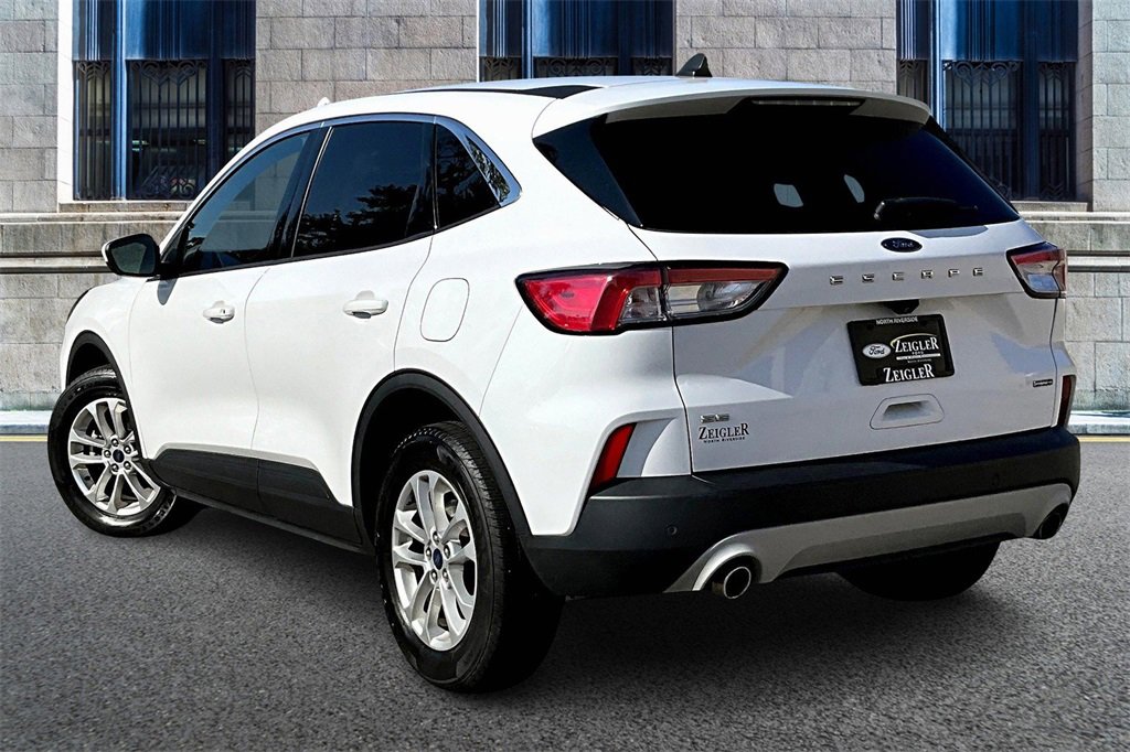 Certified 2021 Ford Escape SE image 10