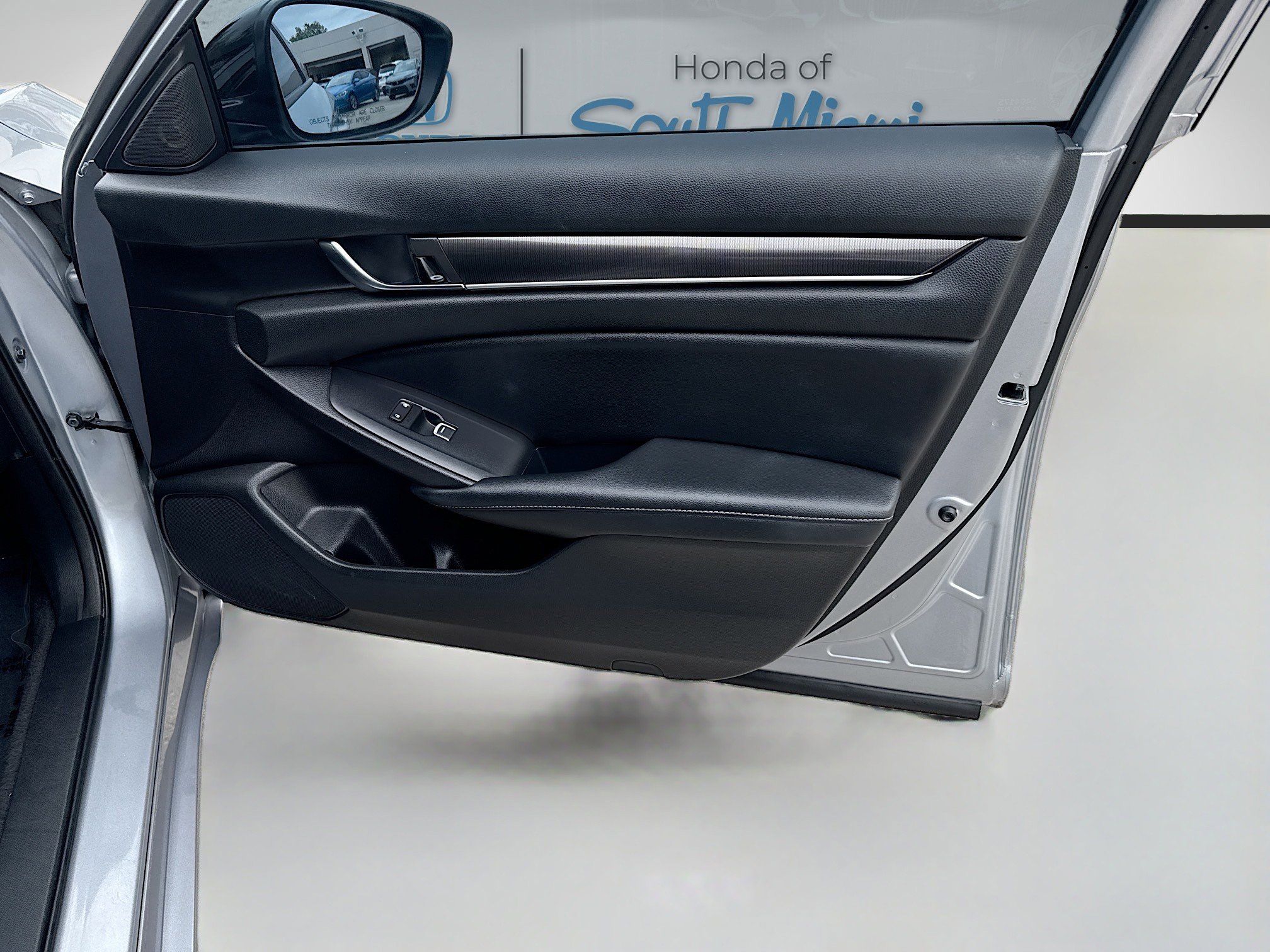 Used 2022 Honda Accord Sport image 32