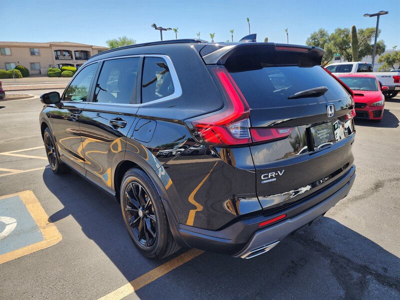 Used 2023 Honda CR-V Sport image 5
