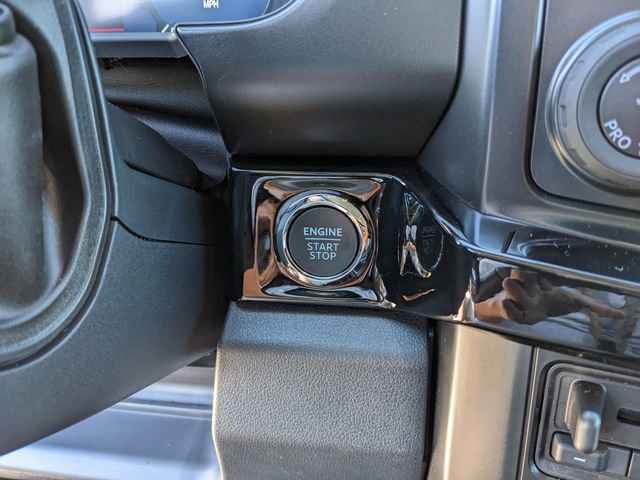 New 2026 Ford F250 Lariat w/ Black Appearance Package image 27
