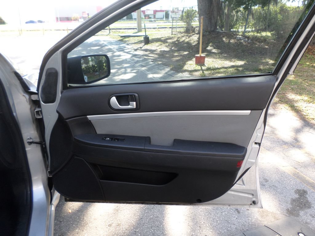 Used 2007 Mitsubishi Galant ES FWD image 11