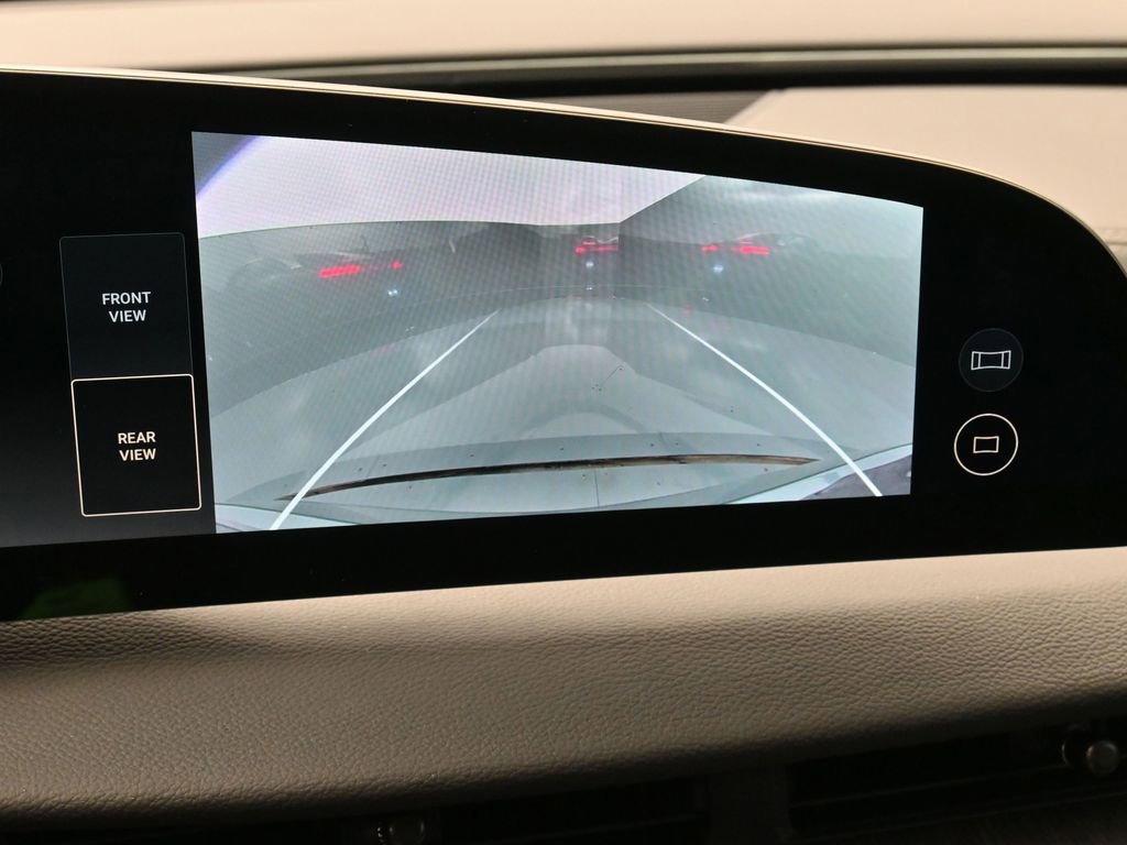 Used 2025 Lucid Air Touring image 24
