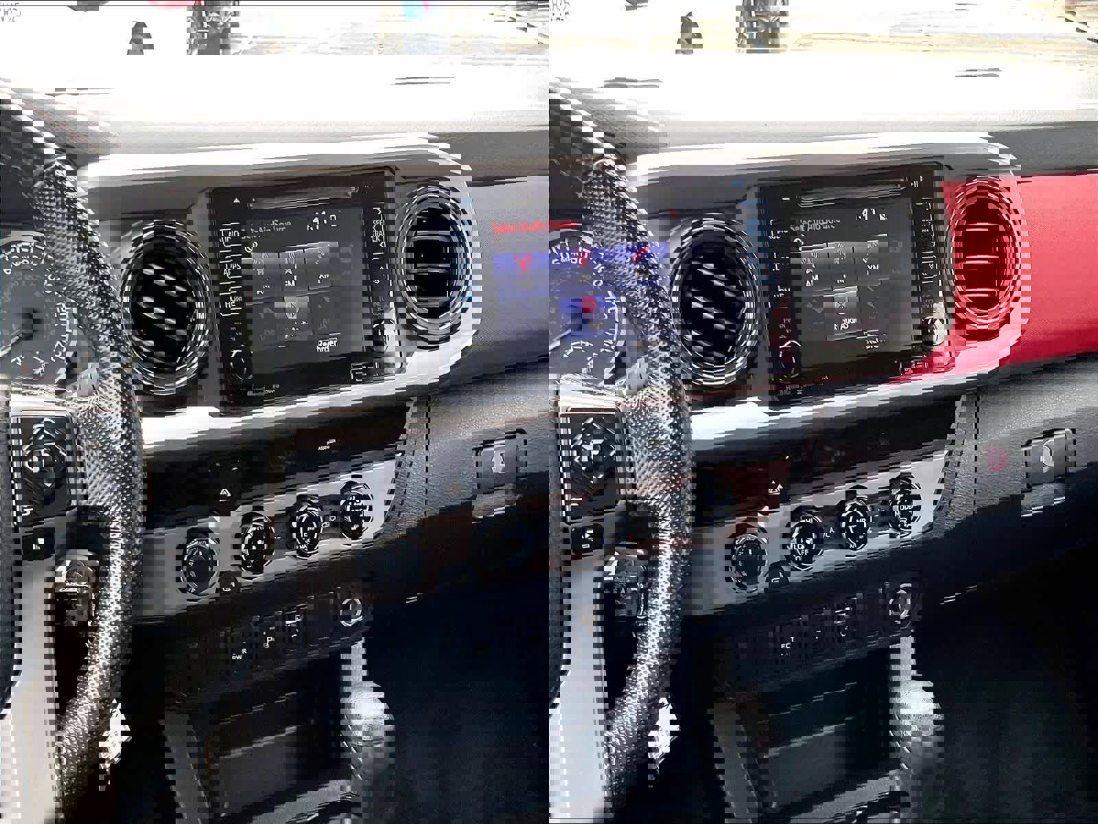 Used 2016 Toyota Tacoma SR5 w/ SR5 Appearance Package (DN) image 8