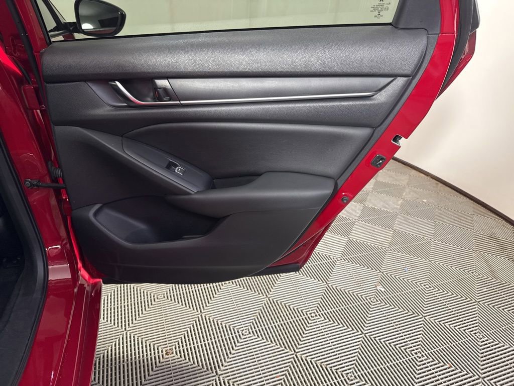 Used 2021 Honda Accord Sport image 19