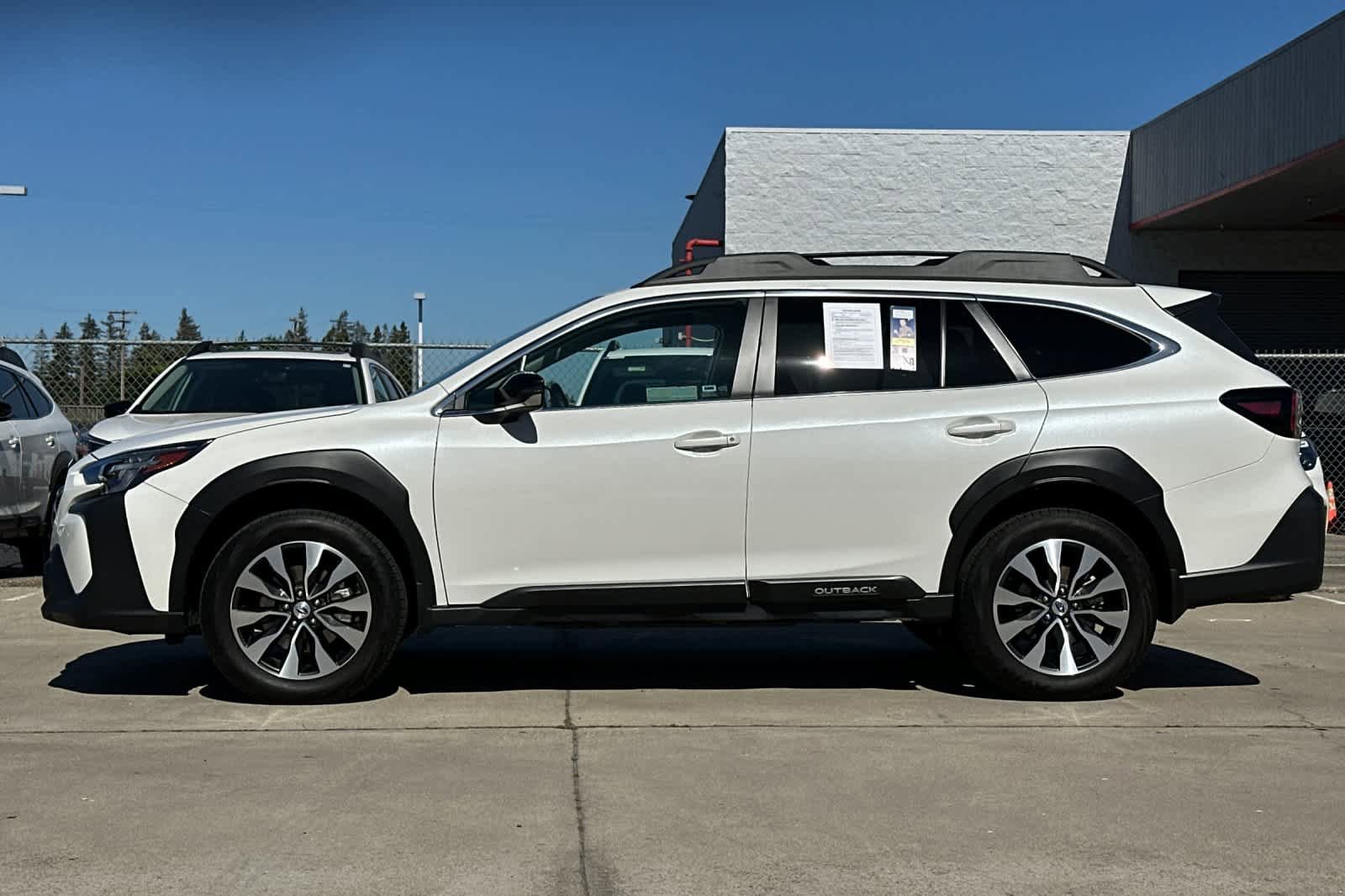 Used 2025 Subaru Outback Limited XT w/ Popular Package #2 AWD/4WD image 6