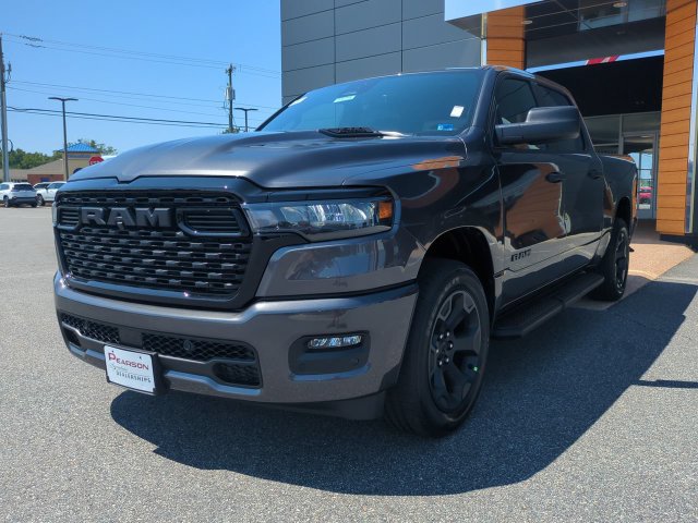 New 2027 RAM 1500 Express AWD/4WD image 8