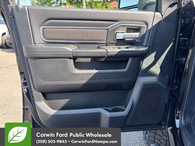 Used 2025 RAM 3500 Big Horn AWD/4WD image 14