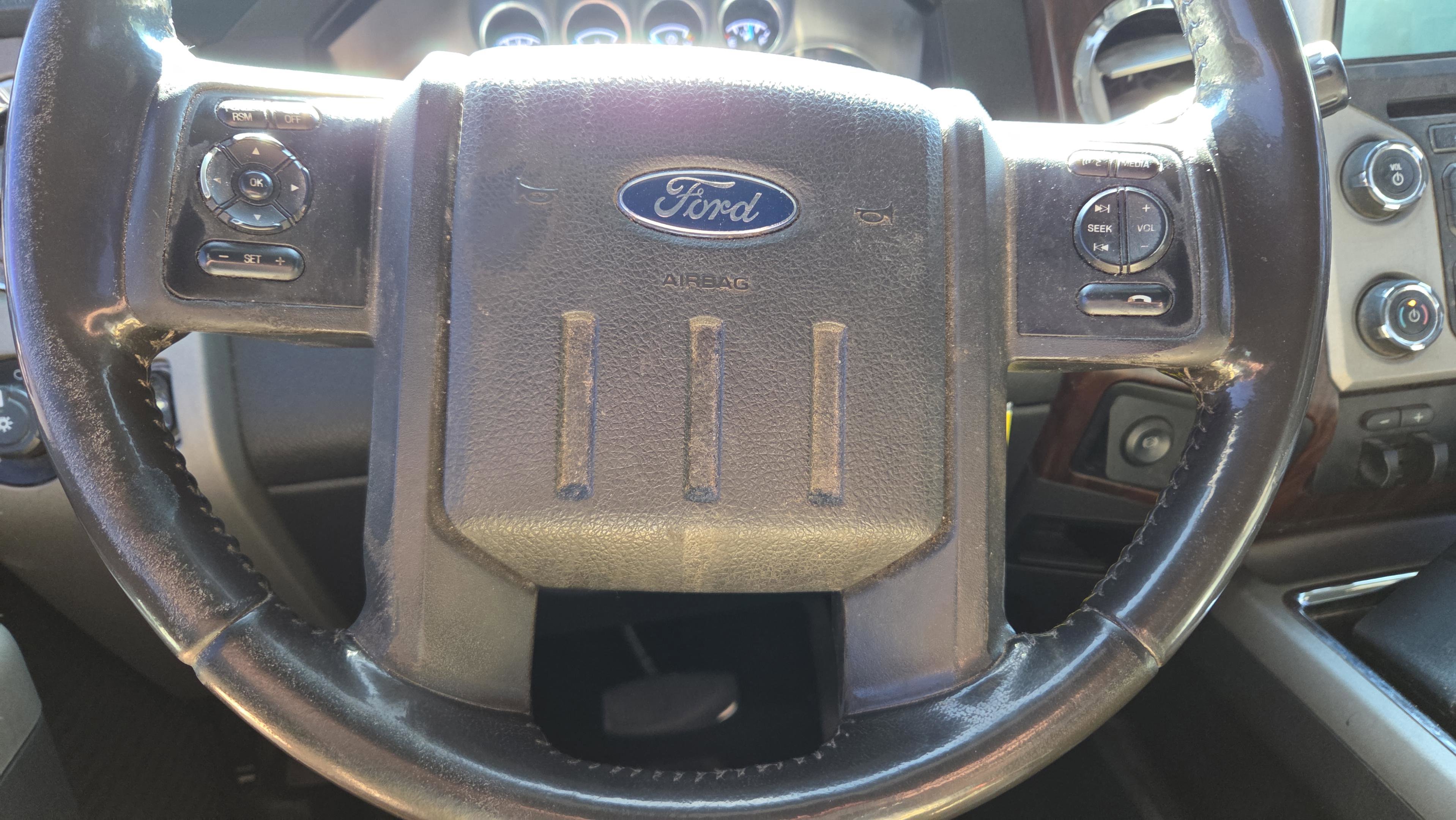 Used 2016 Ford F250 Lariat w/ FX4 Off-Road Package image 25