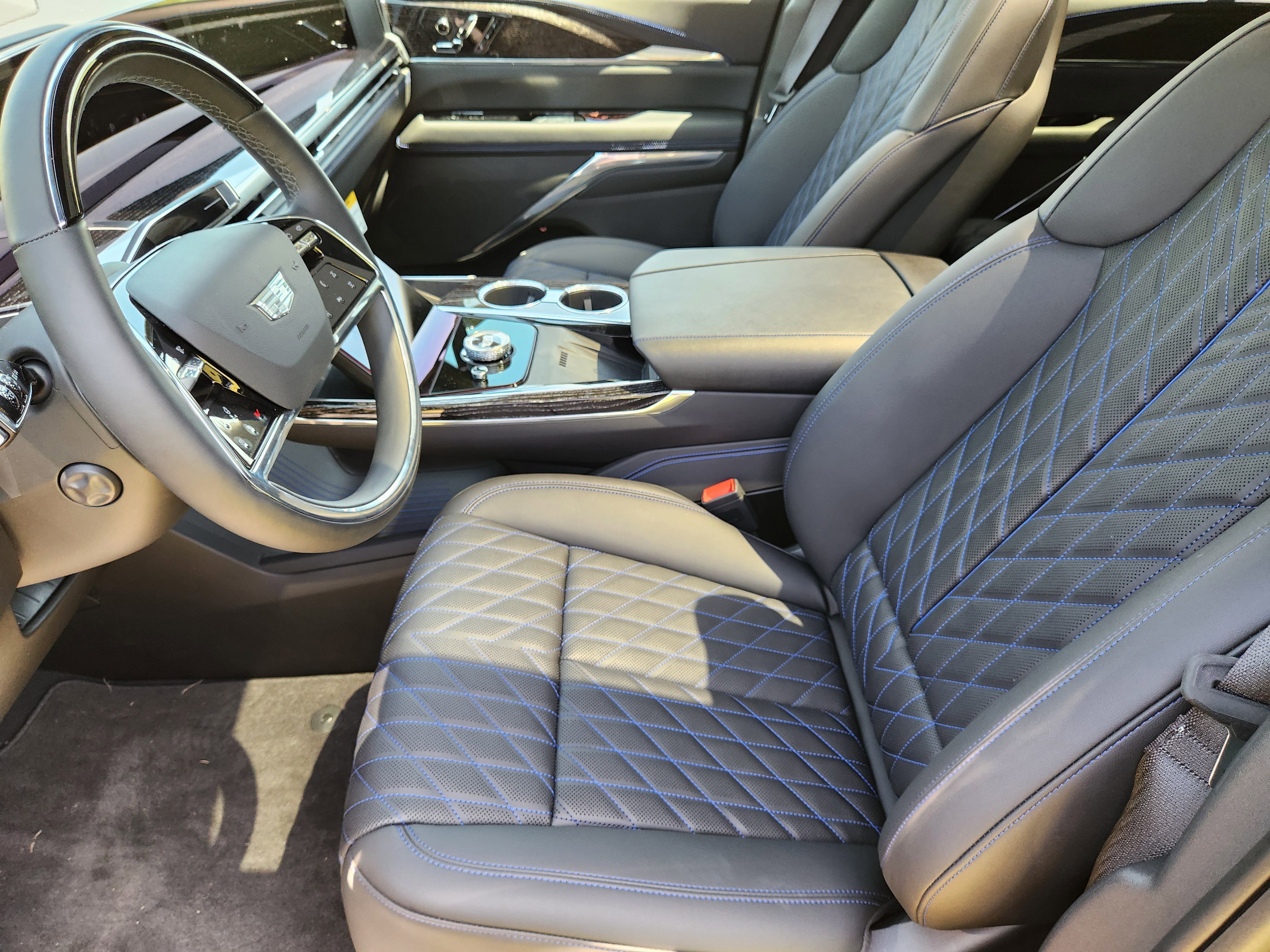 New 2025 Cadillac Escalade IQ Luxury 1 image 8