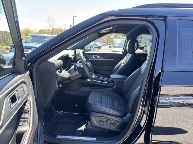 Used 2026 Ford Explorer ST-Line image 17
