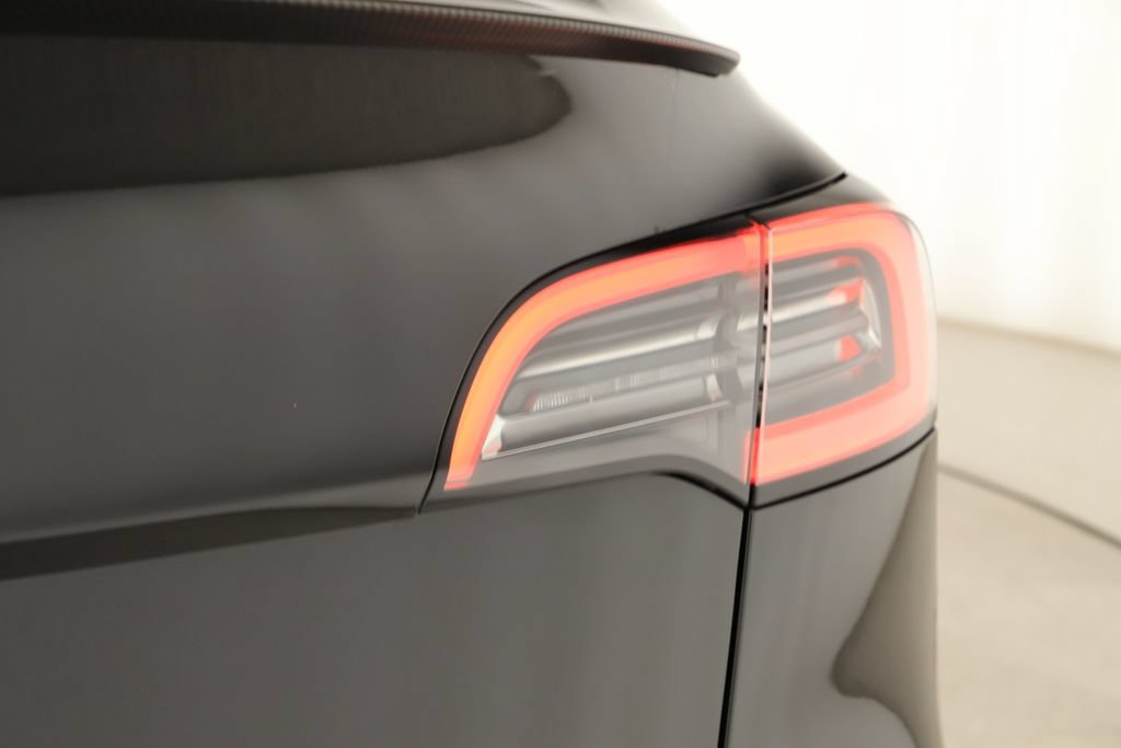 Used 2021 Tesla Model Y Performance AWD/4WD image 37