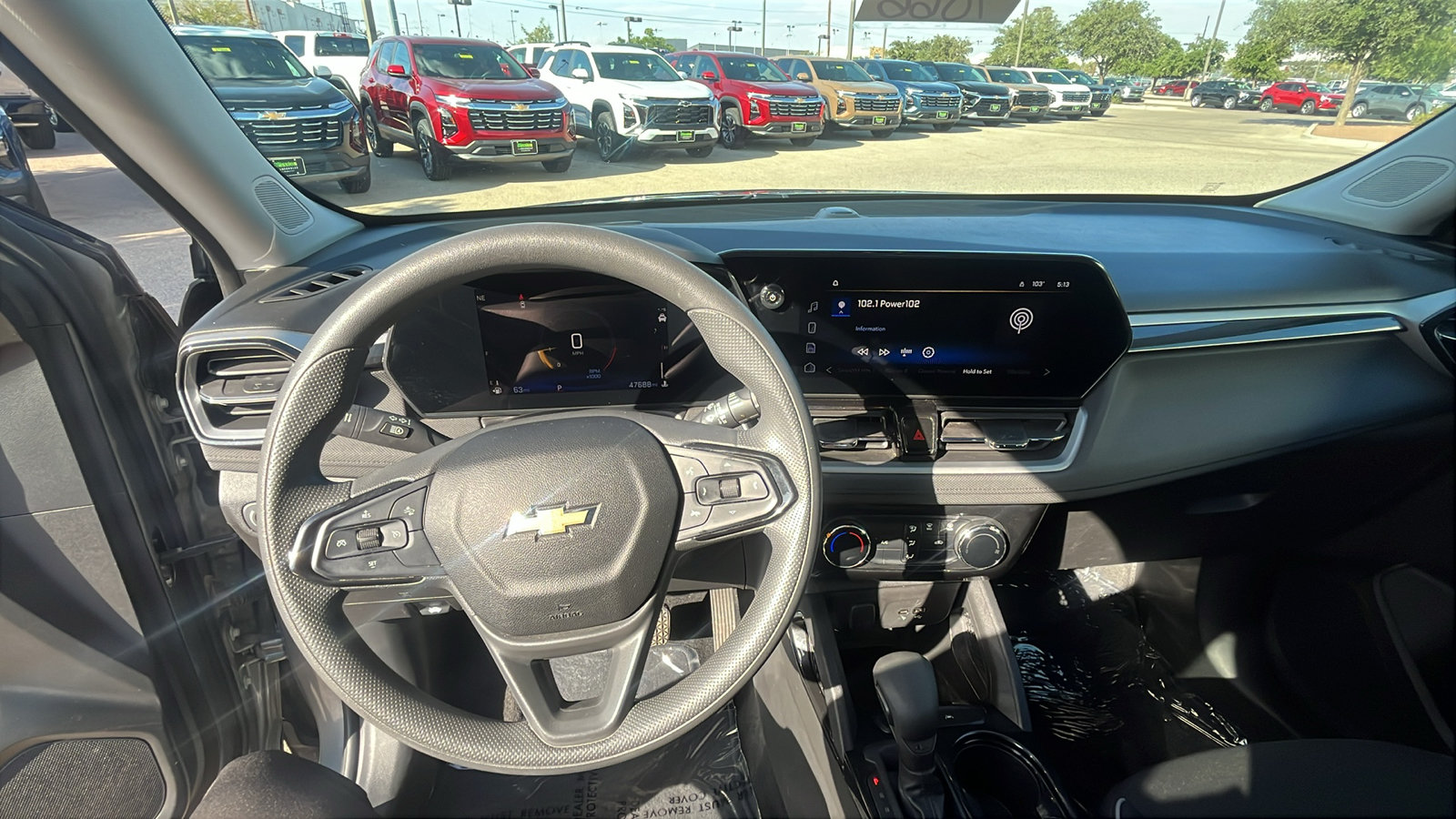 Used 2025 Chevrolet TrailBlazer LT FWD image 7