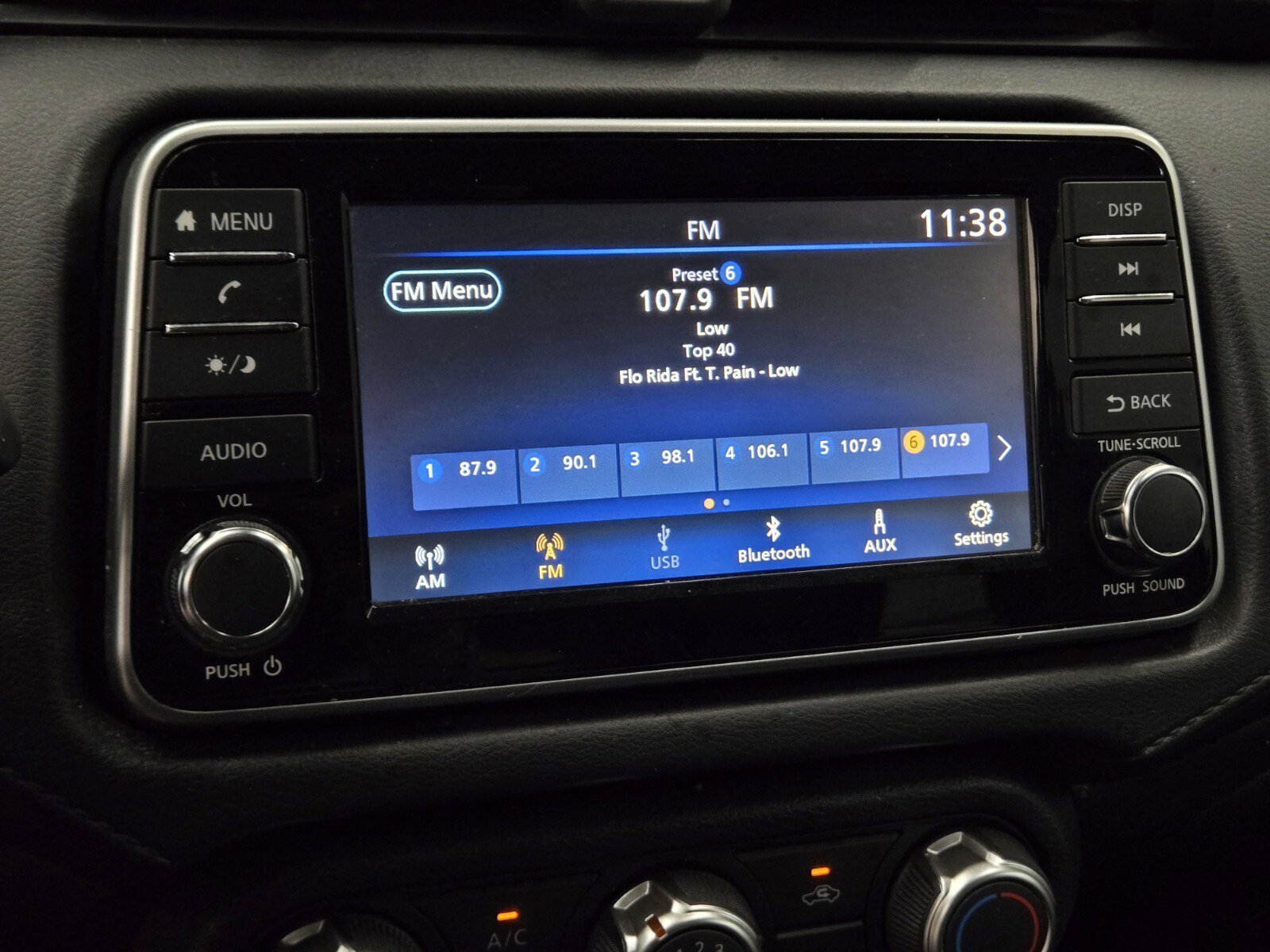 Used 2025 Nissan Versa S w/ Trunk Package FWD image 16