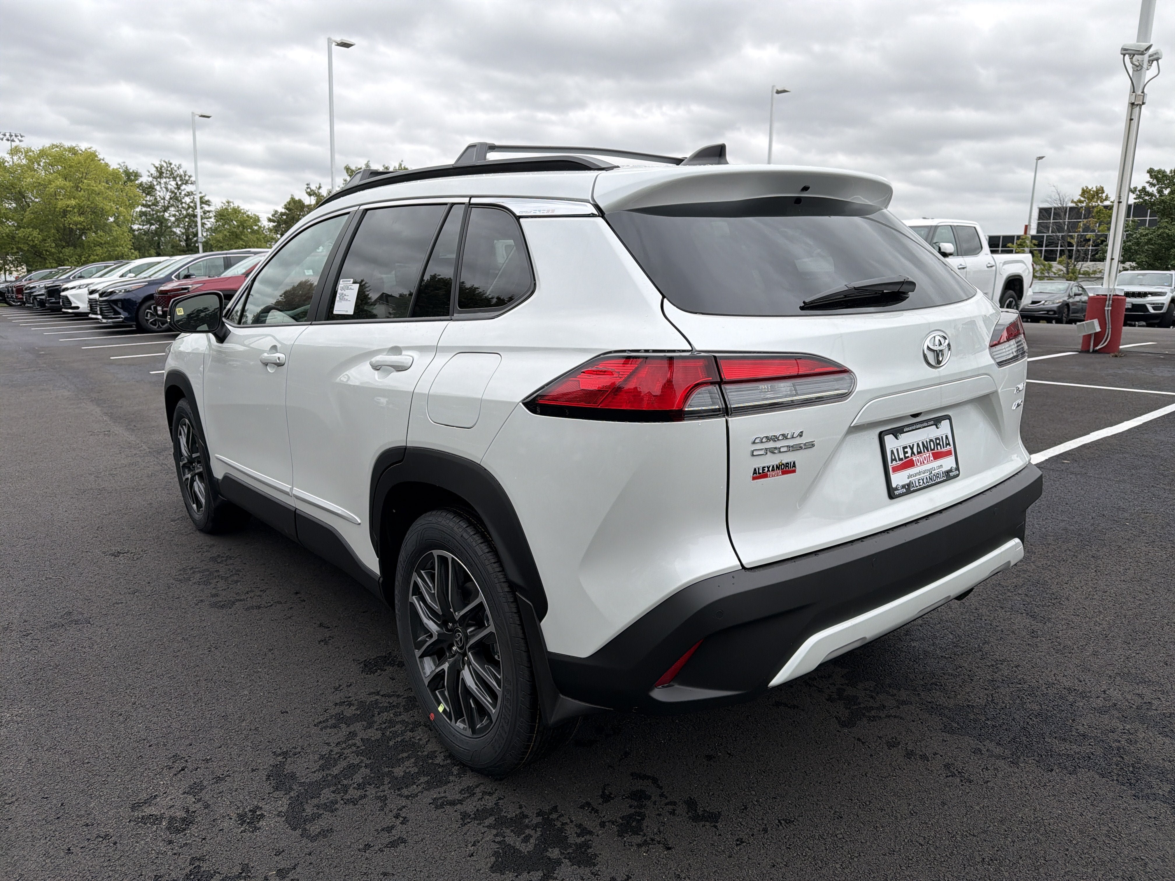 New 2026 Toyota Corolla Cross XLE w/ Convenience Package AWD/4WD image 6