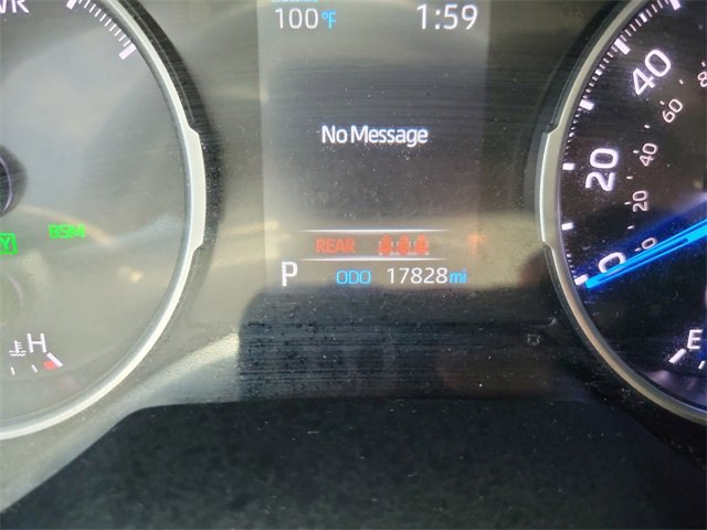 Used 2022 Toyota RAV4 XLE image 18