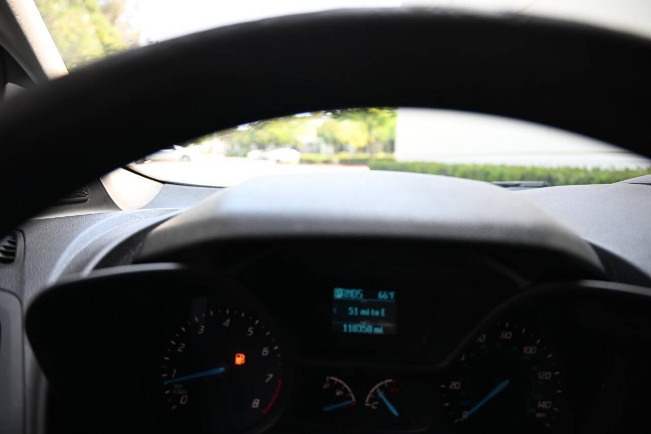 Used 2015 Ford Transit Connect XL FWD image 19