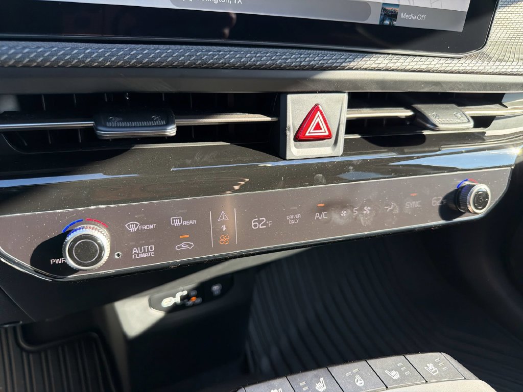 New 2026 Kia EV6 Wind AWD/4WD image 18