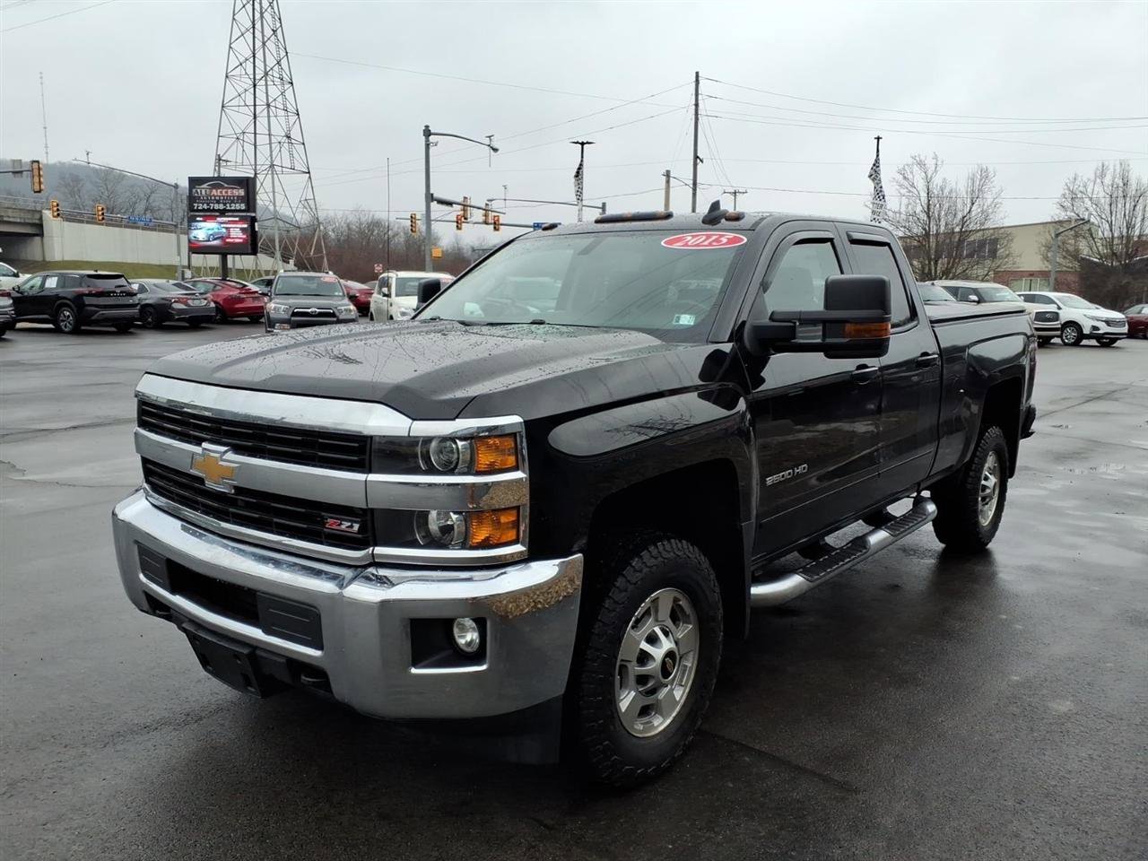 Used 2015 Chevrolet Silverado 2500 LT w/ Z71 Package, Off-Road image 3