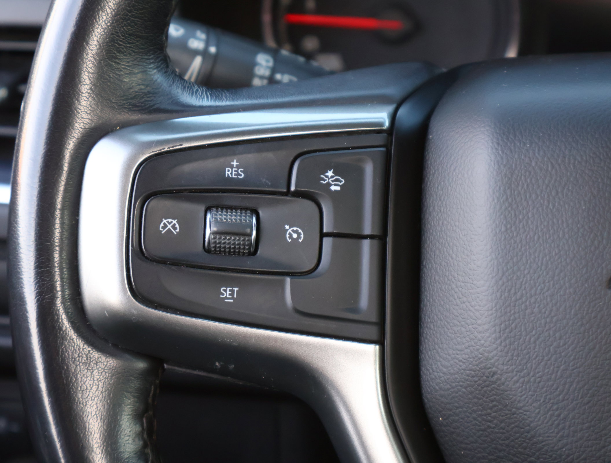 Used 2021 Chevrolet Tahoe Z71 image 15