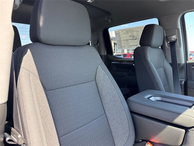 New 2026 GMC Sierra 1500 SLE image 24